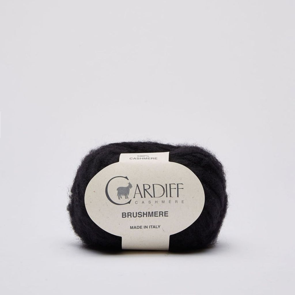 BRUSHMERE_110_BLACK_0476