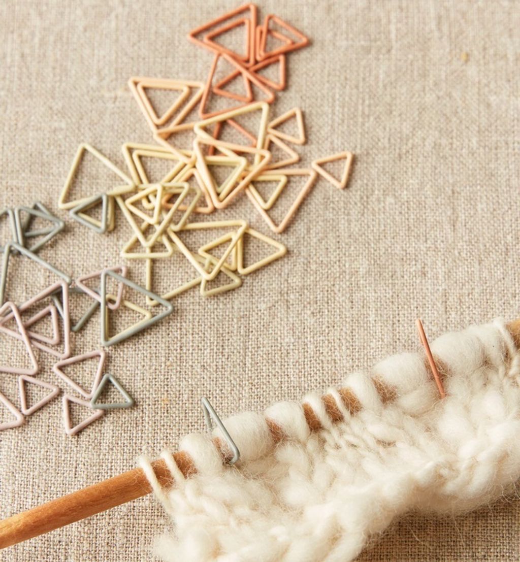 TRIANGLESTITCHMARKERS_EARTH_DEMO_NEW2021_WebCrop_69fb7bde-0055-4b64-beca-5530dafe32b2_1056x1232