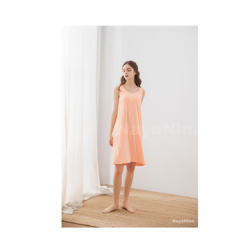 T1010 - Charming girl！Simple elegant Sleeveless BRA Lingerie ＆ Sleepwear Pajamas Set