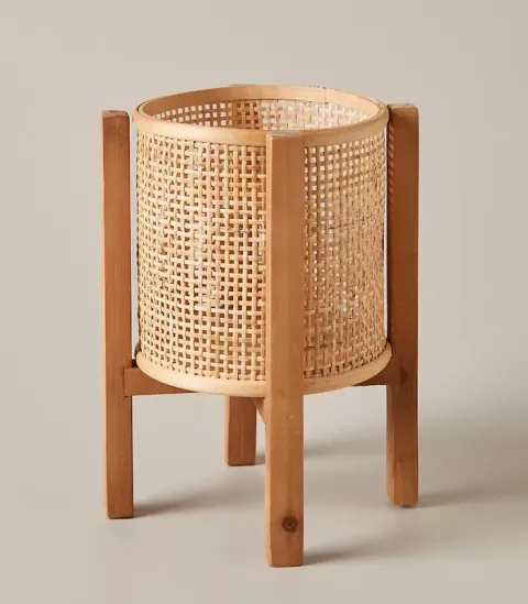 rattan planter