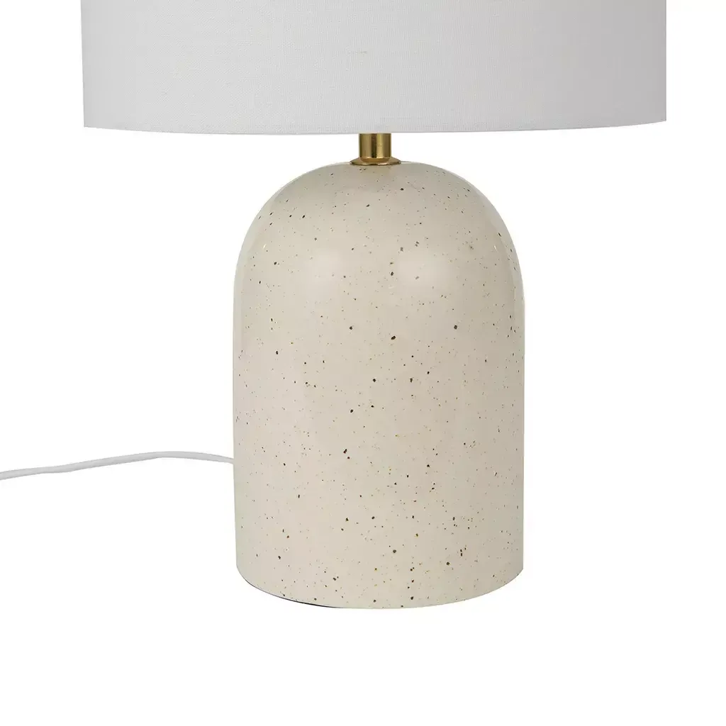 mia table lamp5