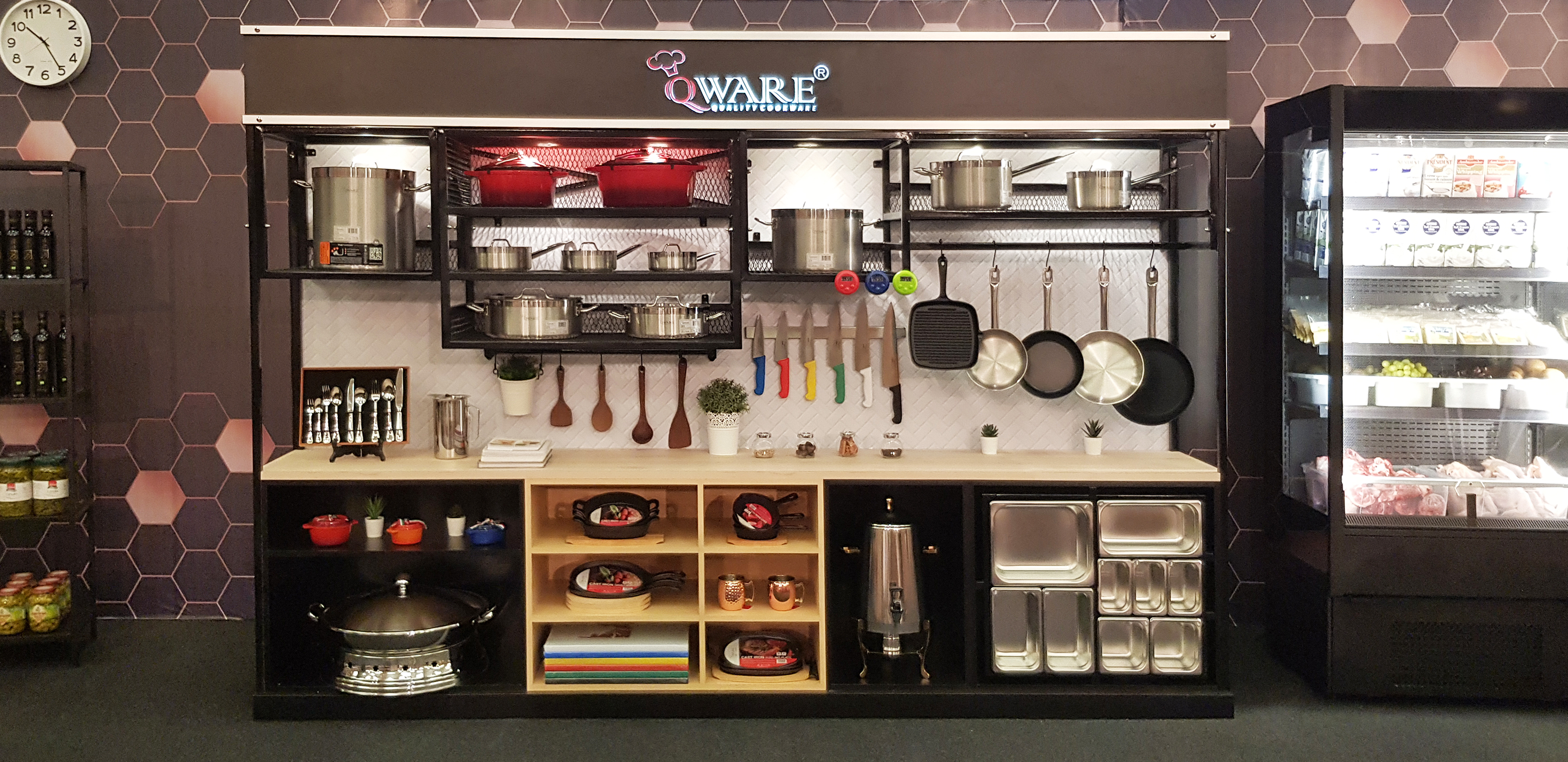 Qware_Display Rack