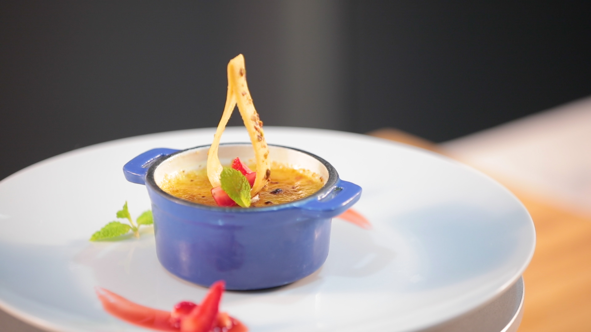  How to make Gula Melaka Creme Brulee with Enamel Cast Iron Pot