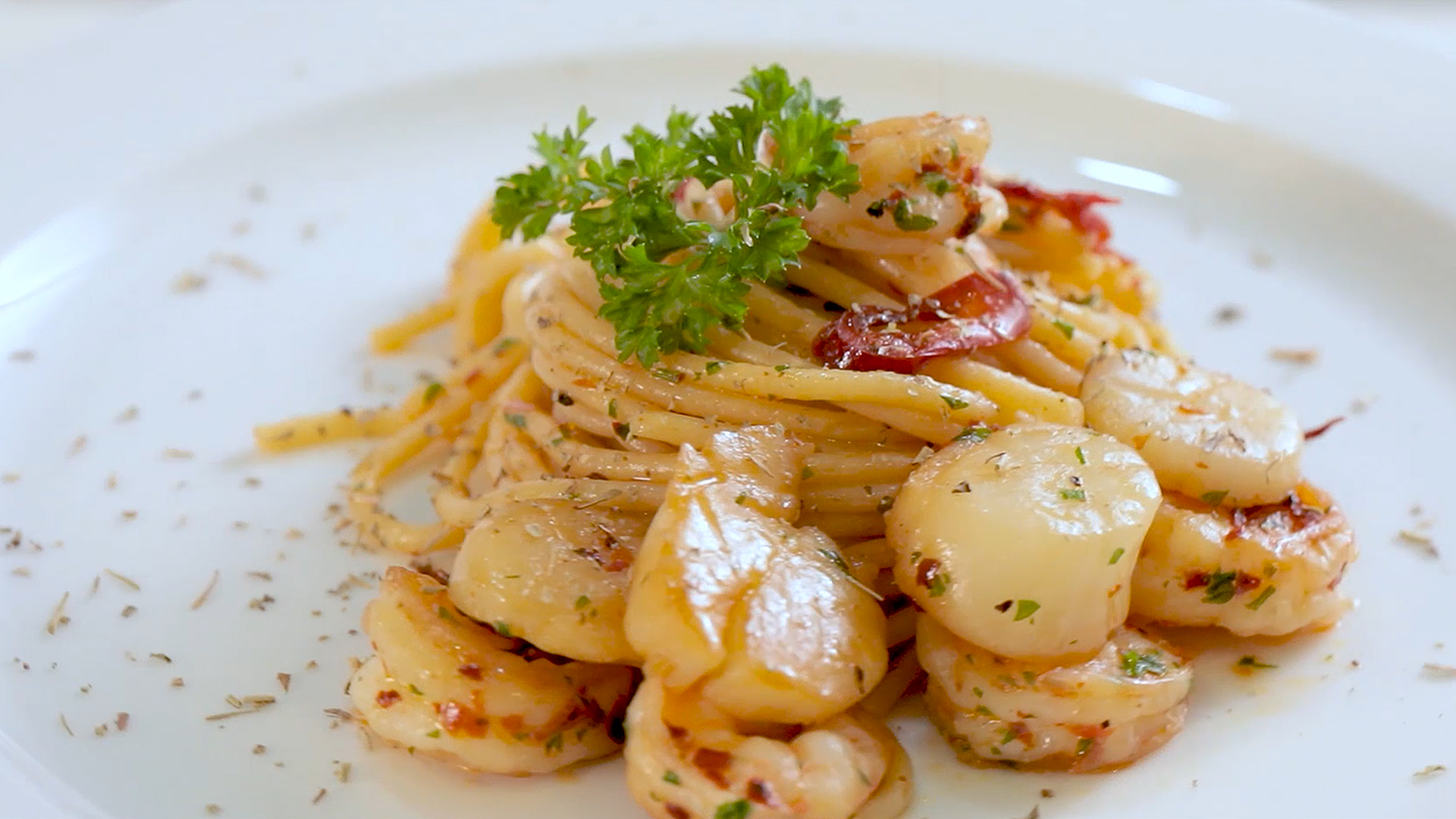 How to Cook Seafood Spaghetti Aglio Olio