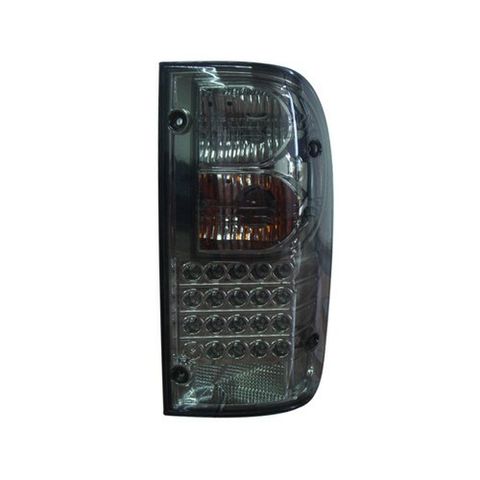 Hilux `01 Rear Lamp Crystal LED Smoke (1)