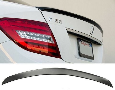 C204 AM Style Trunk Spoiler ABS (2)