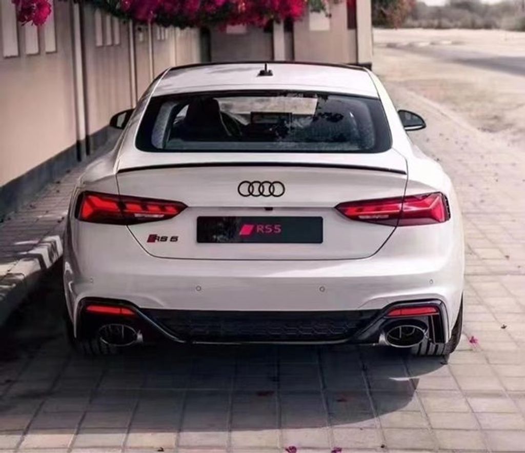 A5 4D `21 4D RS5 Look Rear Bumper (1)