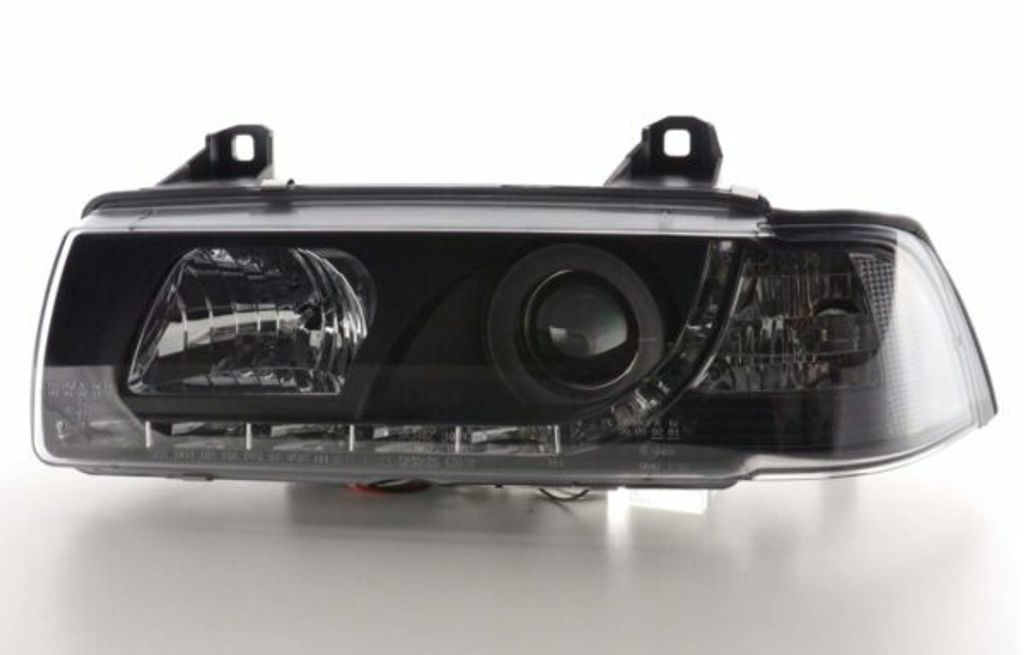 BMW E36 4D Head Lamp Projector Black WDRL (3)