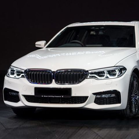 BMW G30 `17 M-TEK Front Bumper (1)