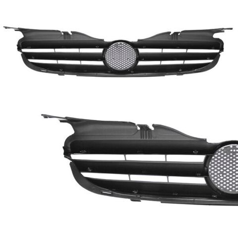 R170 CL Style Sport Front Grille BlackChrome (2)