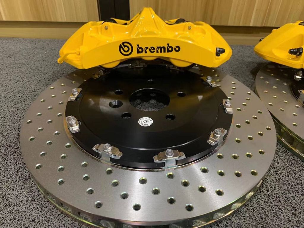 Brembo Yellow (12)