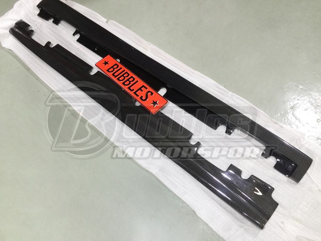 W176 Side Skirt Carbon (1)