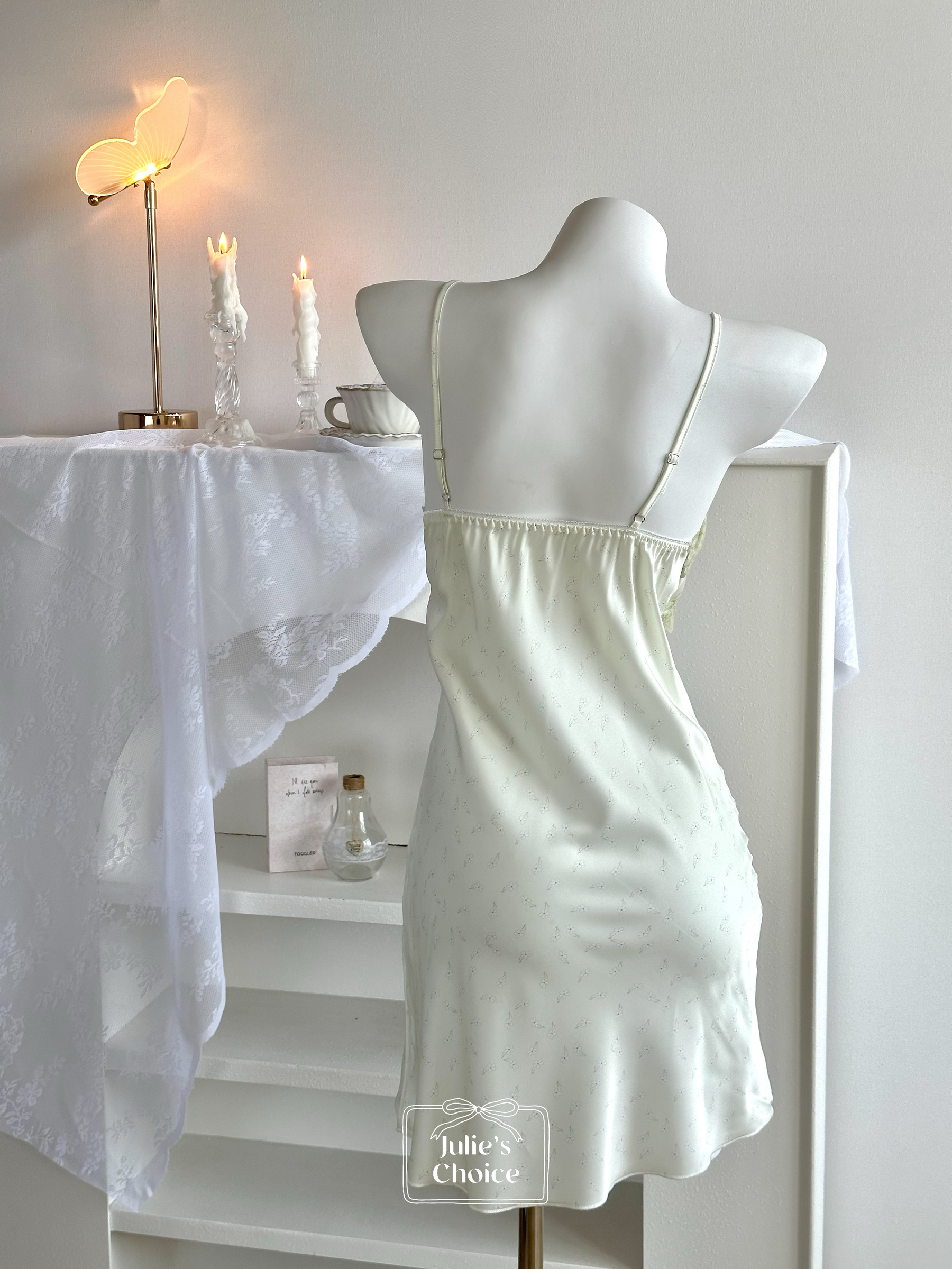 adjustable-strap-backless-nightgown2