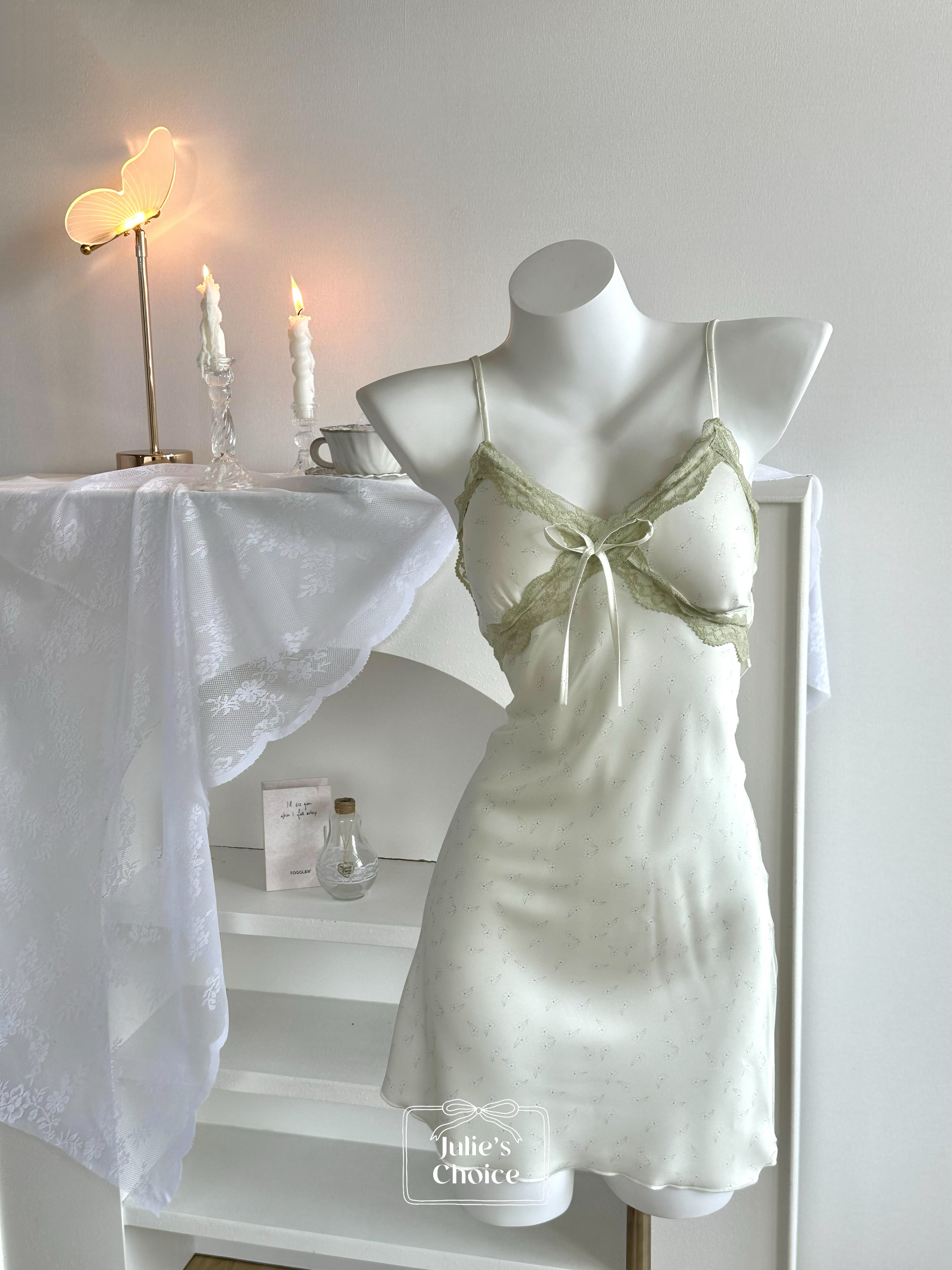 lace-detail-satin-sleepwear