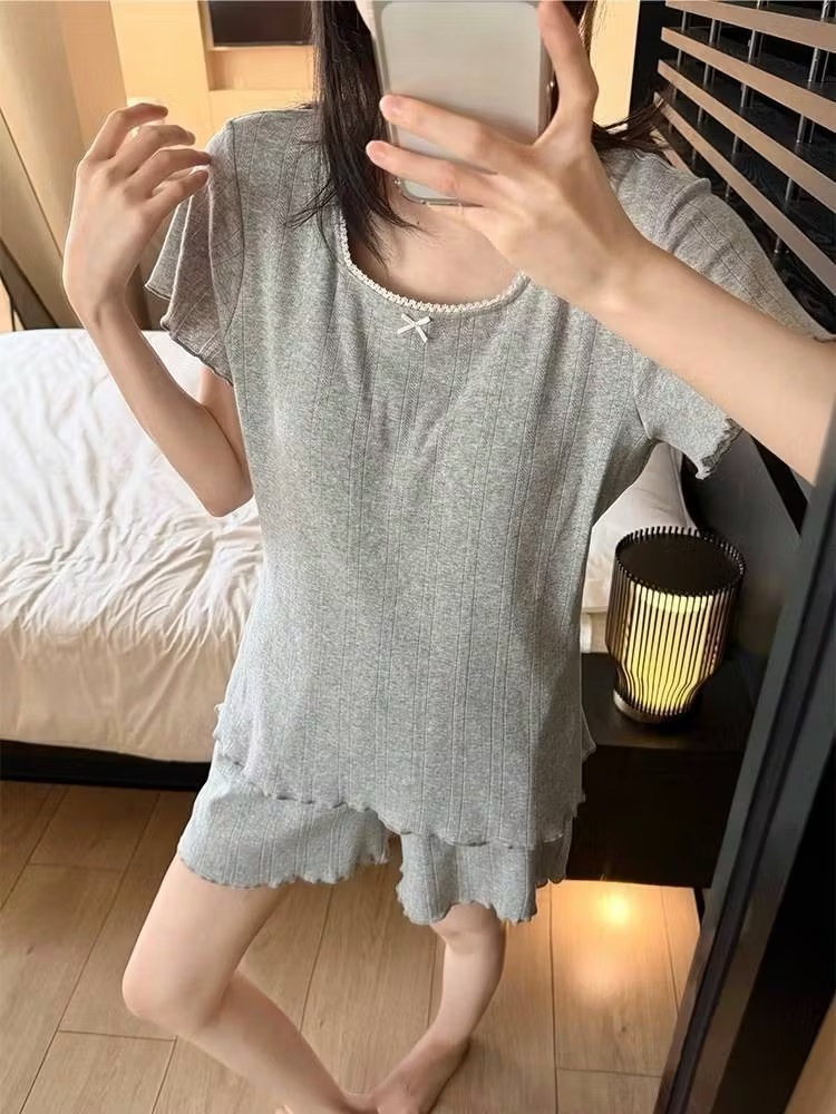 韓系純棉睡衣套裝-Oreo餅乾灰-鏡前穿搭-自帶胸墊短袖居家服-茱莉珍選