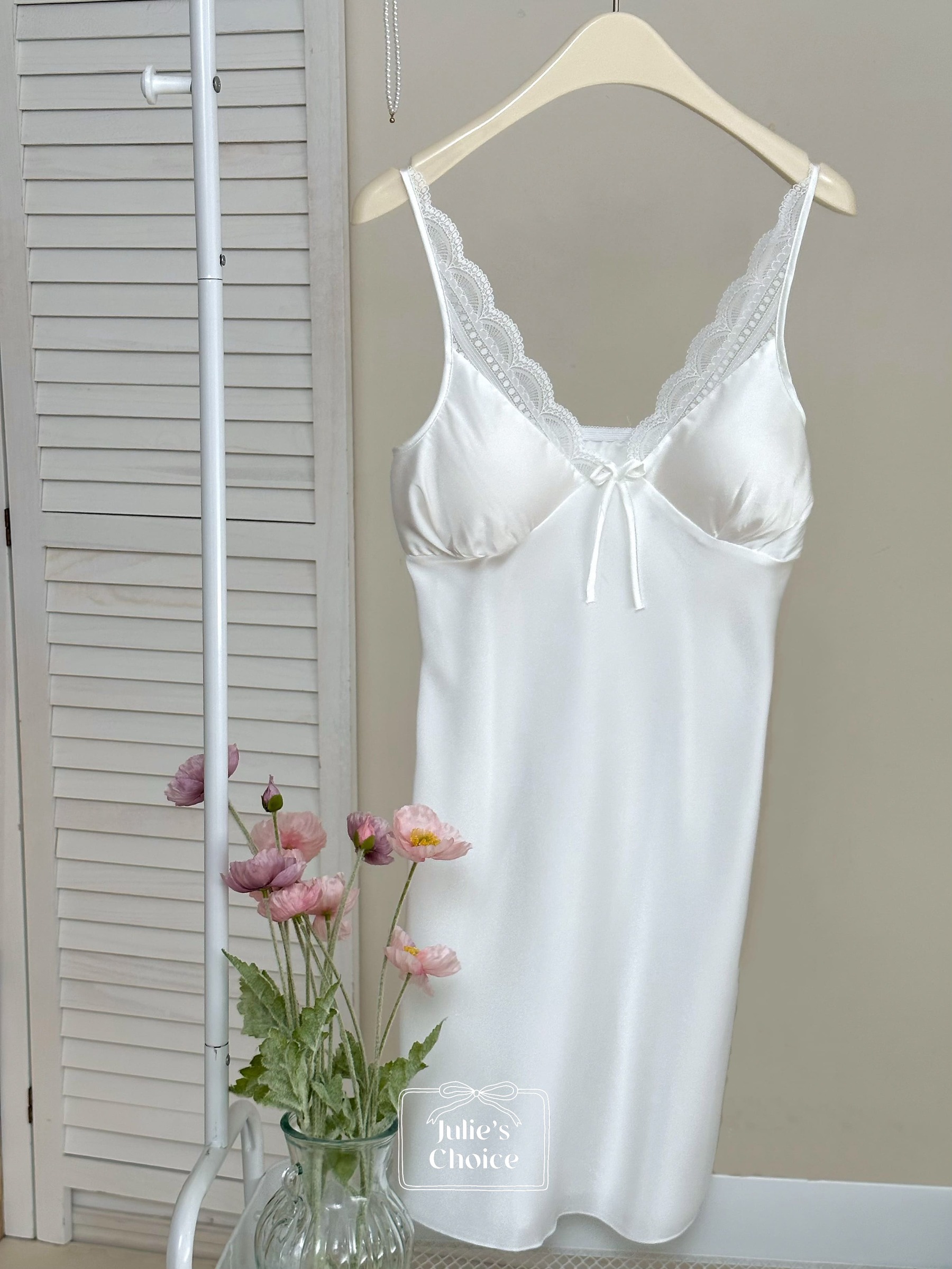 julies-choice-white-satin-lace-padded-slip-dress-hanger-front-07