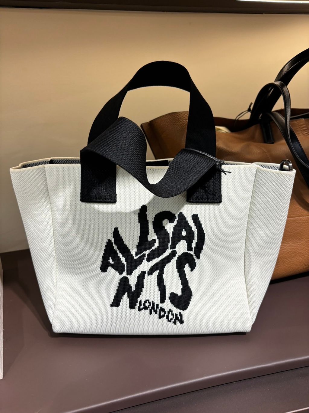 line_oa_chat_251103_213204