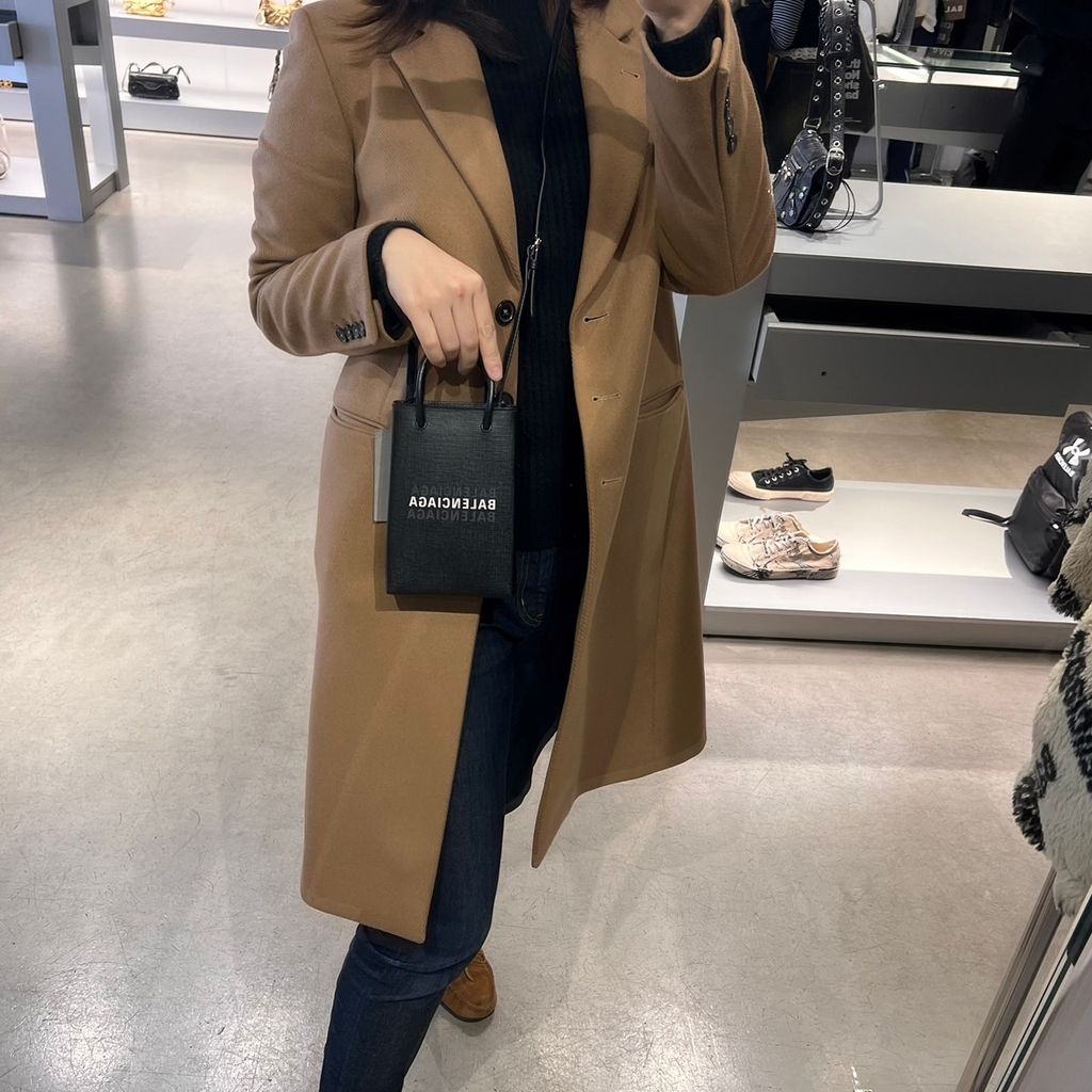 巴黎世家outlet Shopping bag 皮革斜挎包（客訂商品) – UK2Taiwan英國連線代購