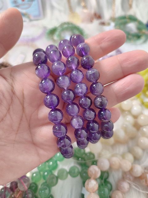 photo_6235458934110536899_y