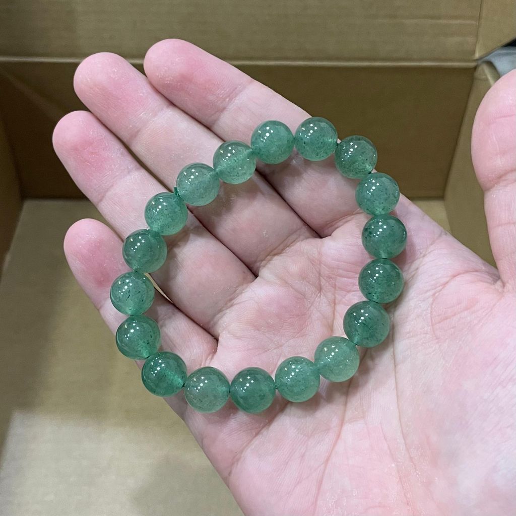 Premium Green Strawberry