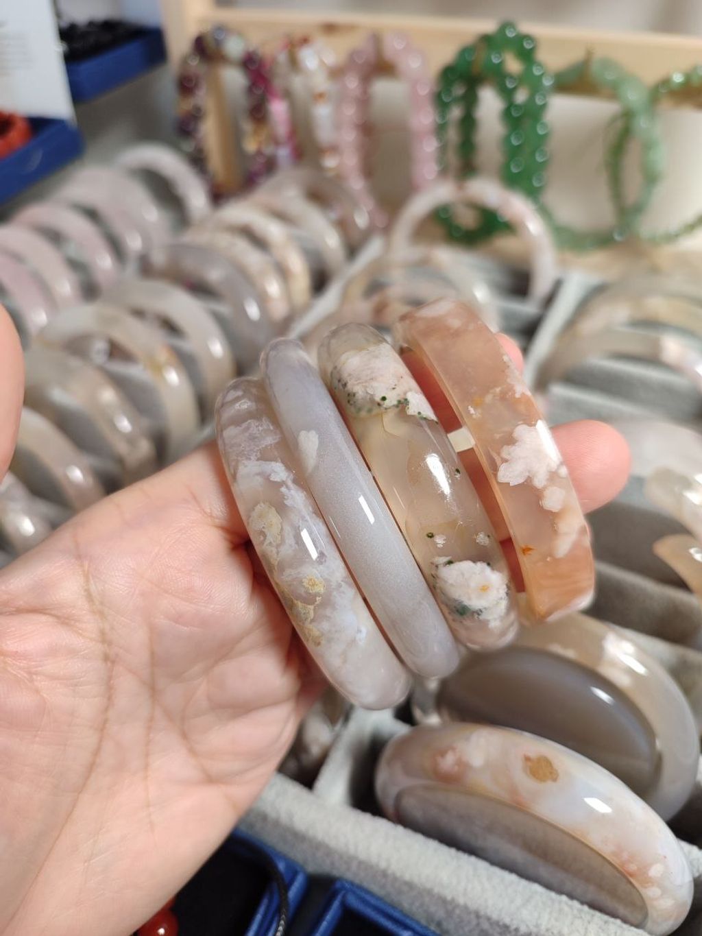 photo_6282783413513602239_y