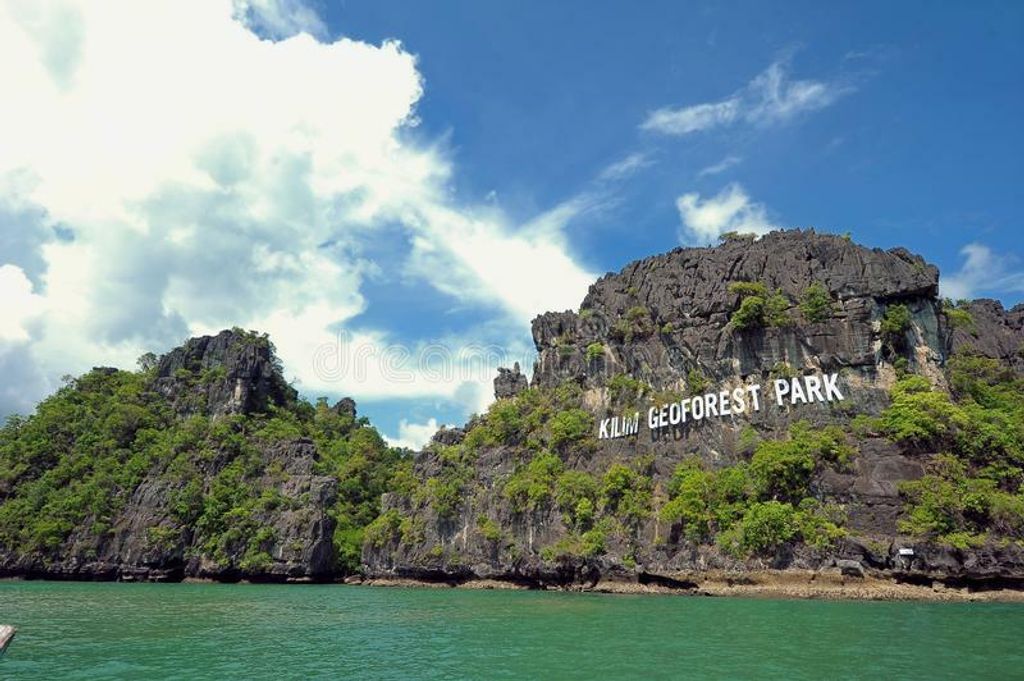 nature-park-featuring-mangrove-forests-lagoons-kilim-geoforest-163358077
