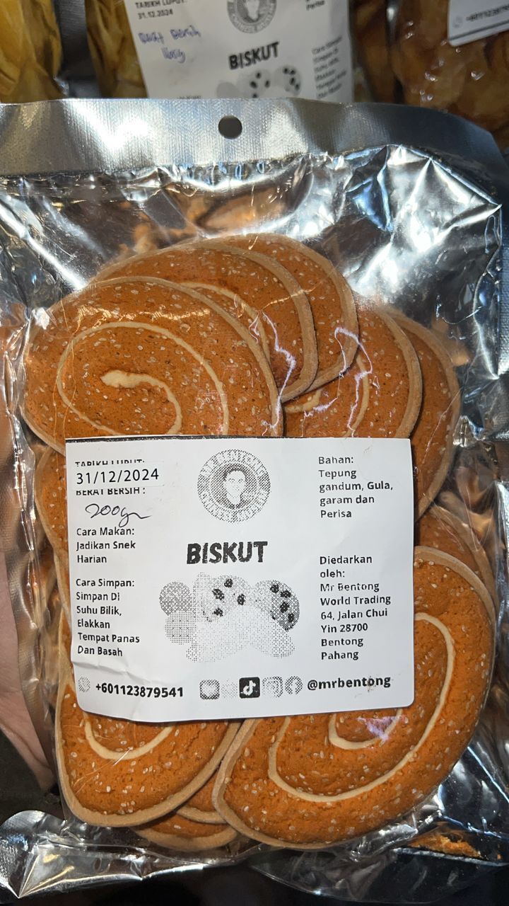 BISKUT TELINGA BESAR