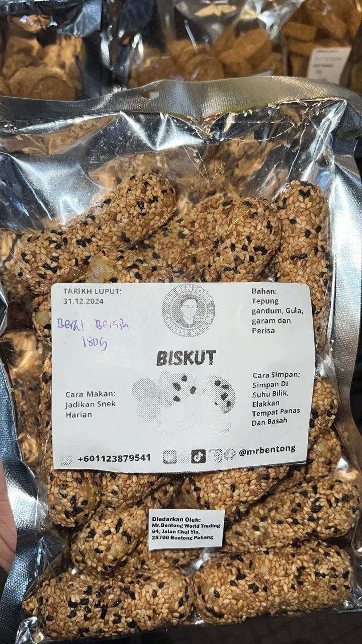 BISKUT BLACK SESAME ROLL