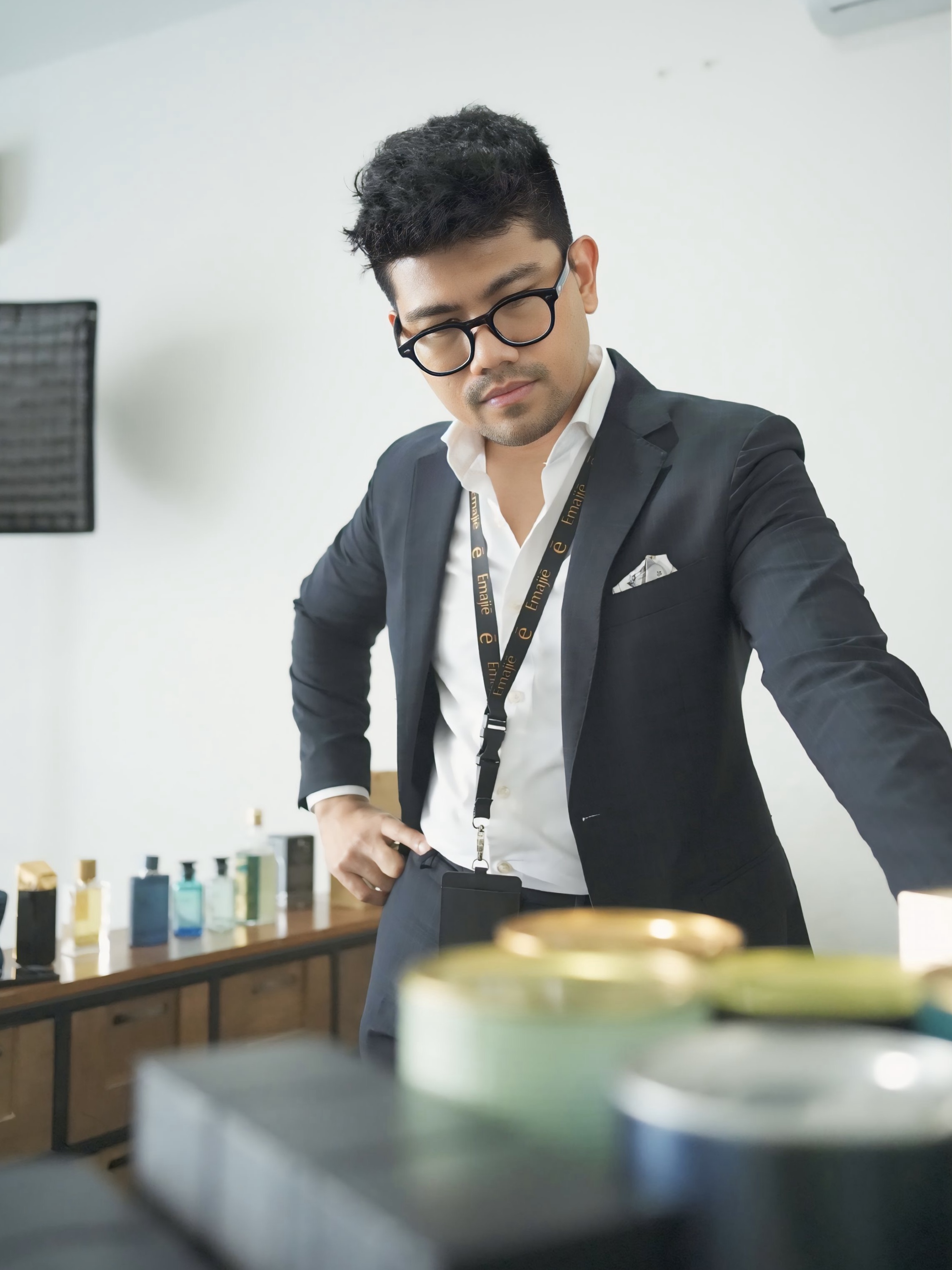 Suhail, Founder of Emajiē