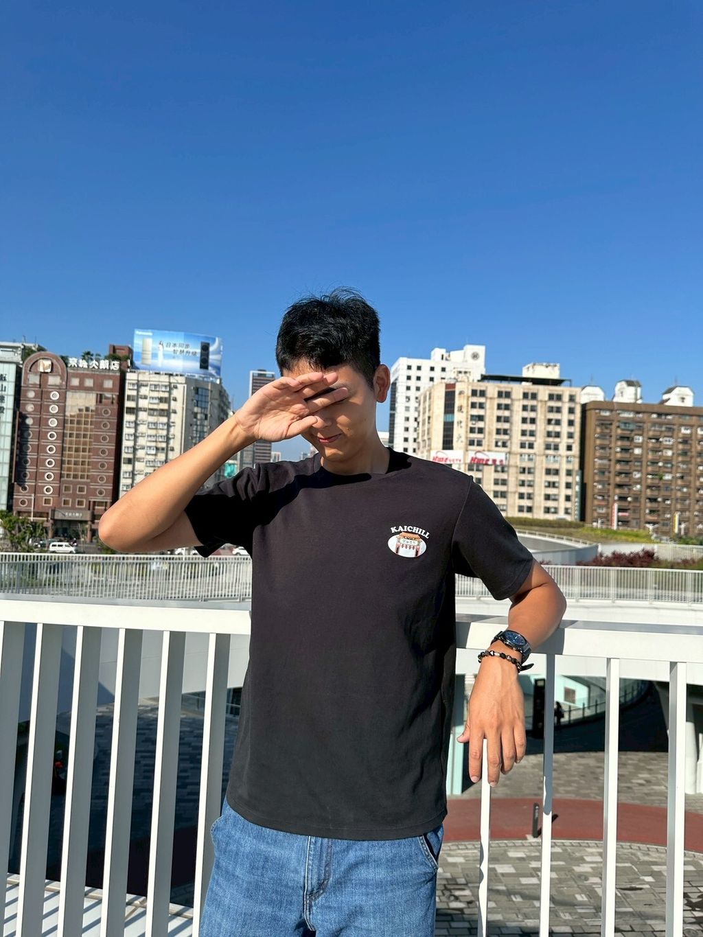 LINE_ALBUM_夜市T實拍_251216_25