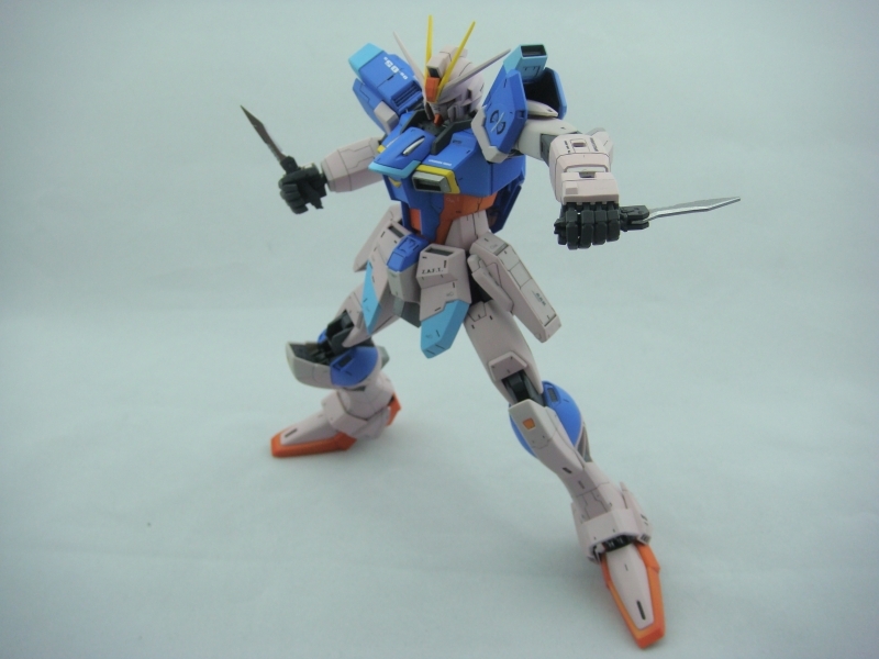 Gunpla GUNDAM - MG 1/100 Force Impulse Gundam - Model Kit - 18cm