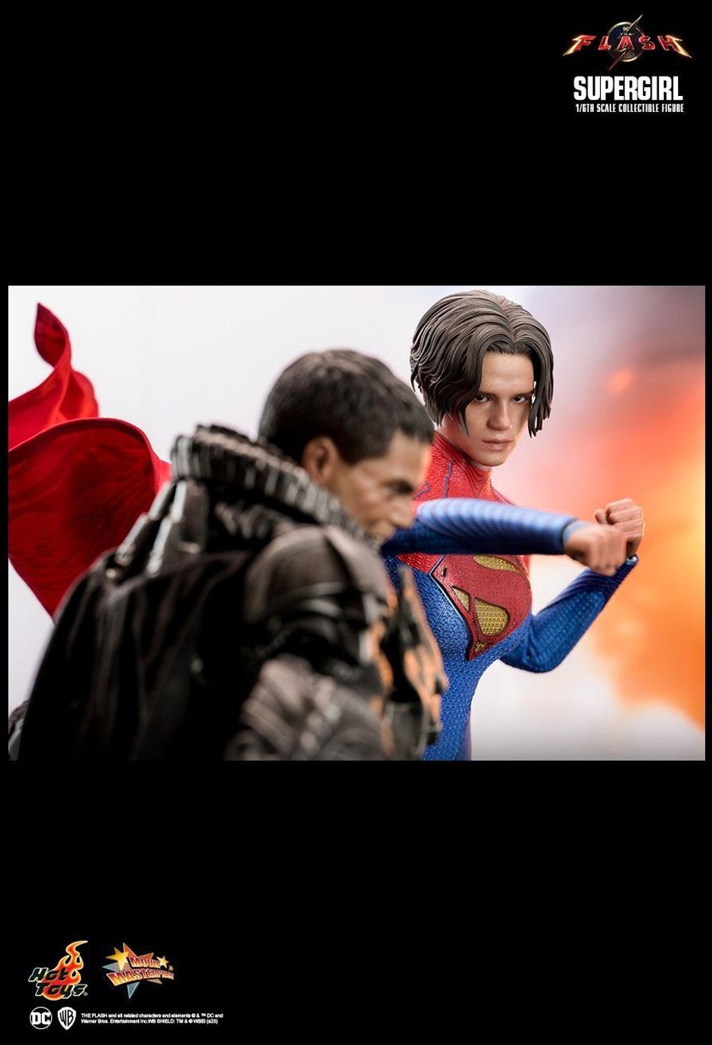 HOT TOYS MMS715 1/6th scale Supergirl Collectible Figure HOT TOYS MMS715 1/6th scale Supergirl Collectible Figure