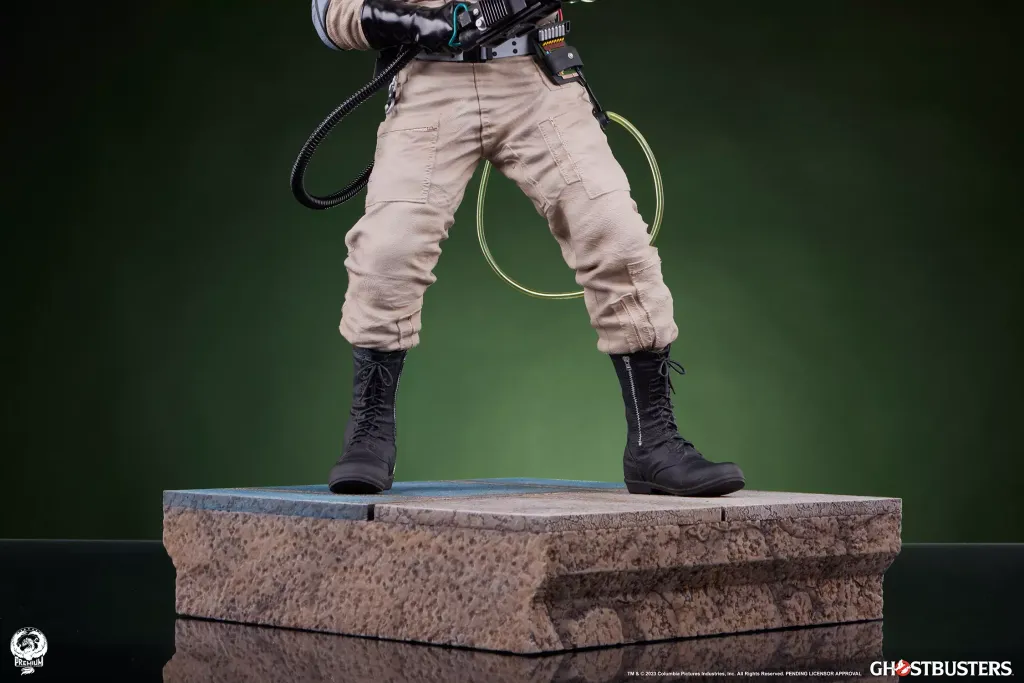 ray-quarter-scale-statue-by-pcs_ghostbusters_gallery_6501e9f105cc2