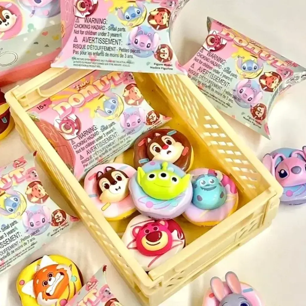 MINISO-Disney-Character-Fun-Donut-Theme-Figure-Trendy-Blind-Box-Ornament-Decorative-Creative-Refrigerator-Magnet-Gift