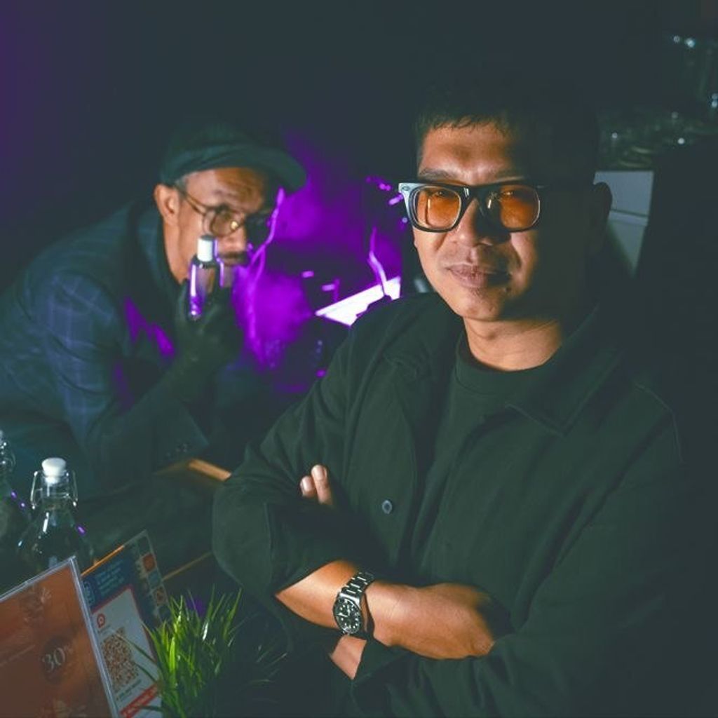 photo_6097966894842755736_x