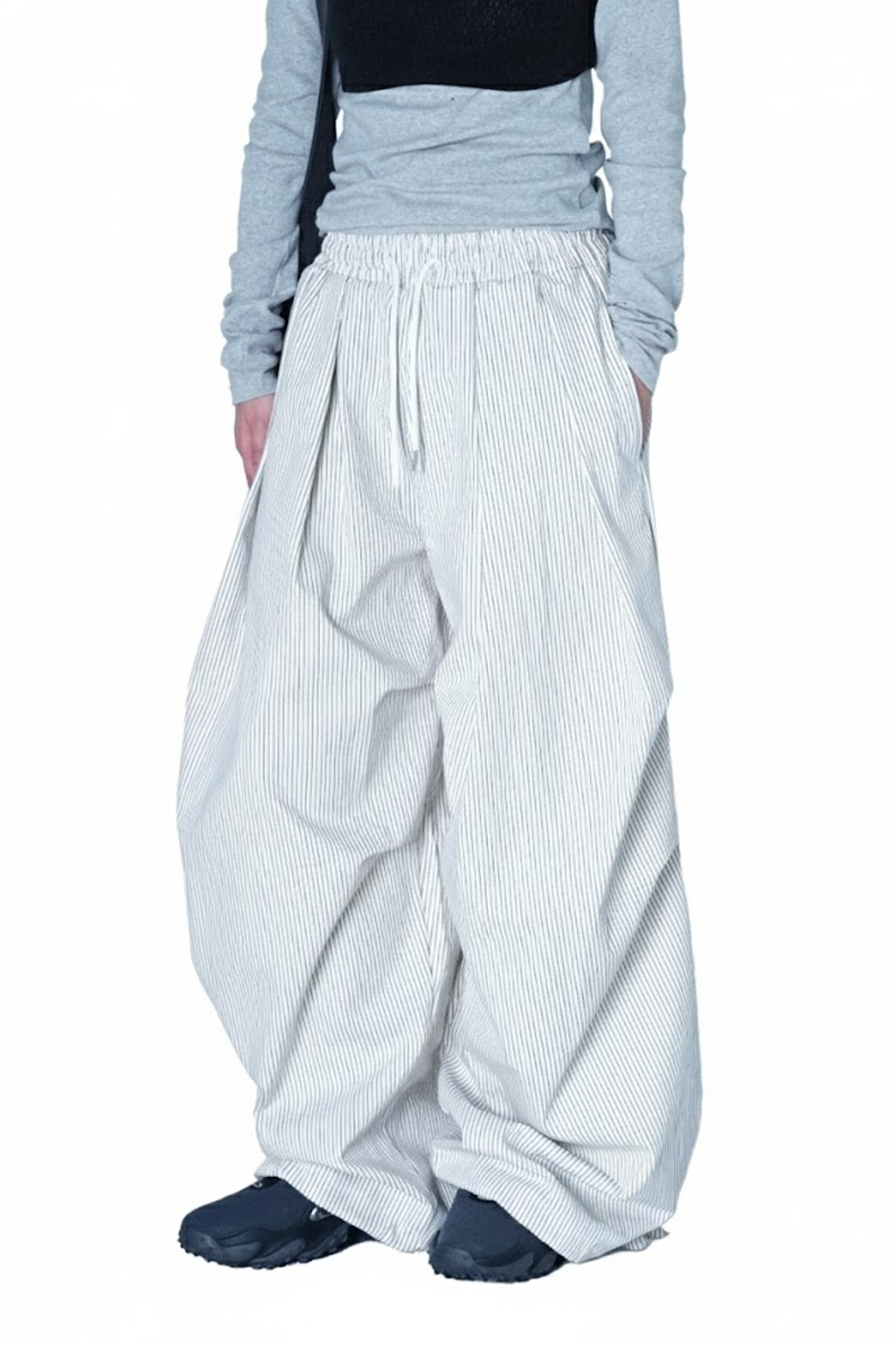 褶皺條紋寬版氣球褲01