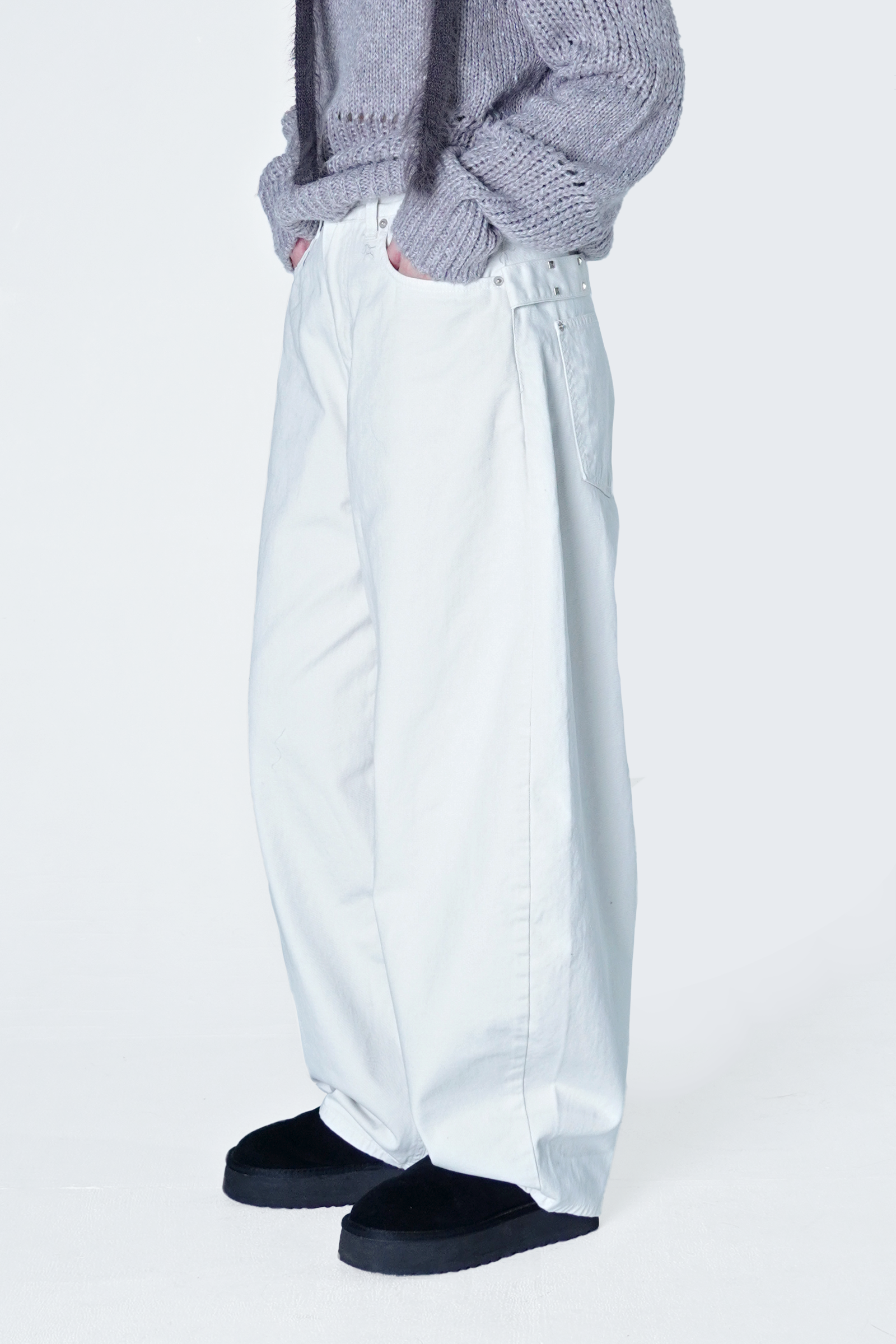 個性鉚釘拼接落地褲01