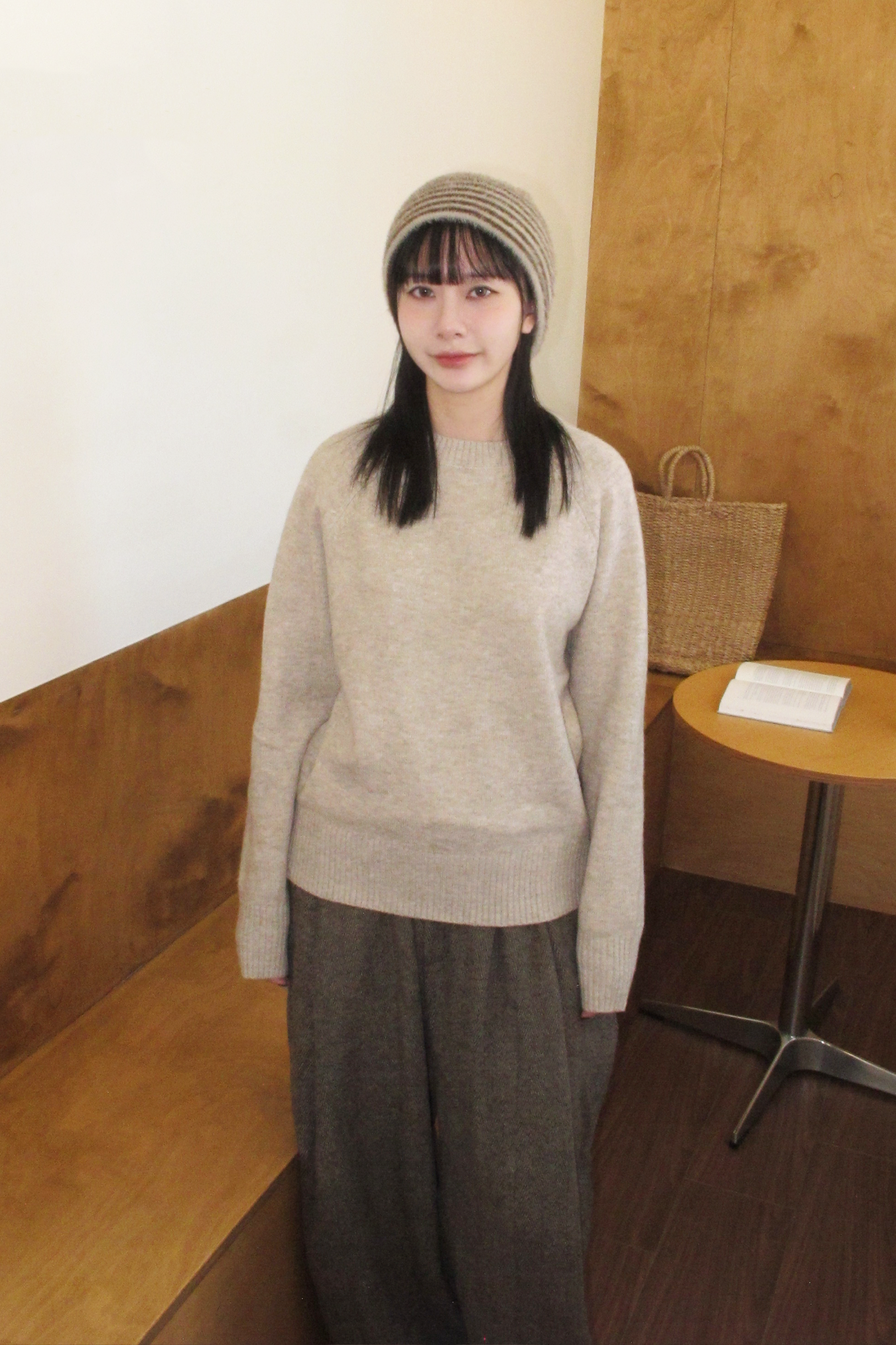 圓領針織毛衣11