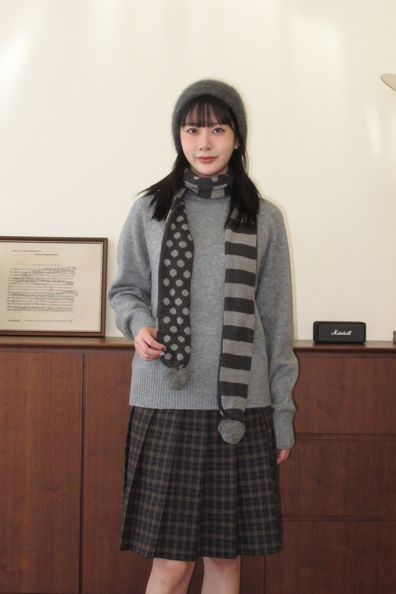 圓領針織毛衣01