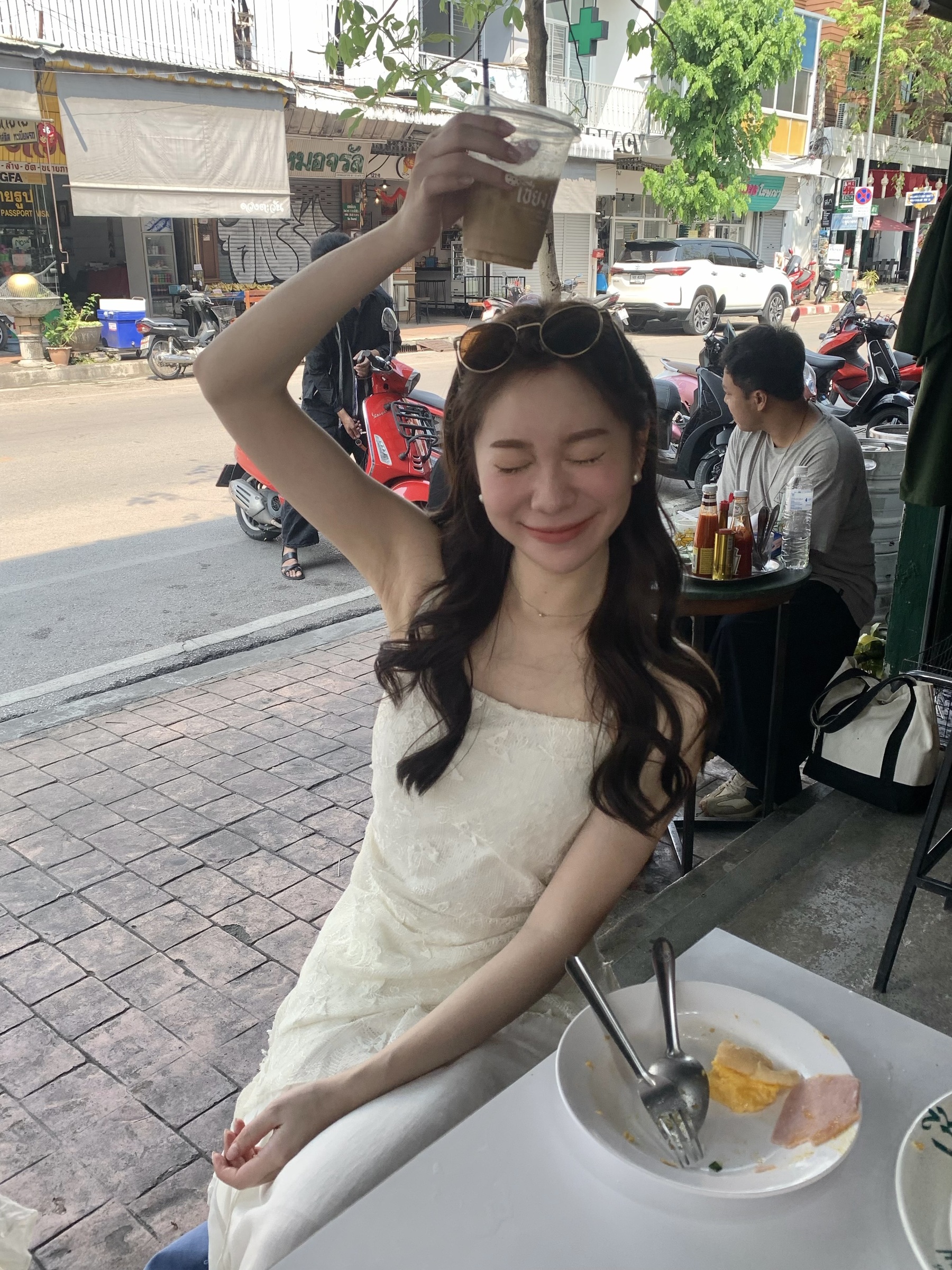 李妮 160/44 | F.H official