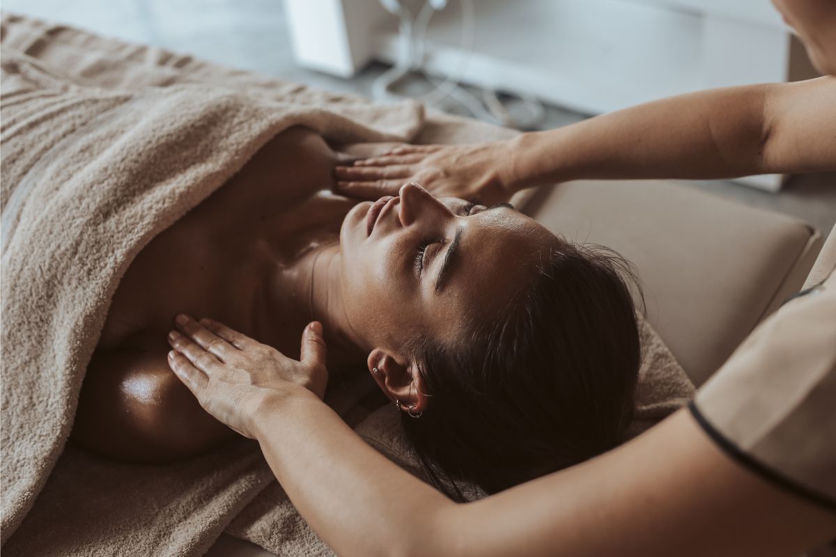 Lactation Massage Therapists ≠ Lactation Counselors/Consultants