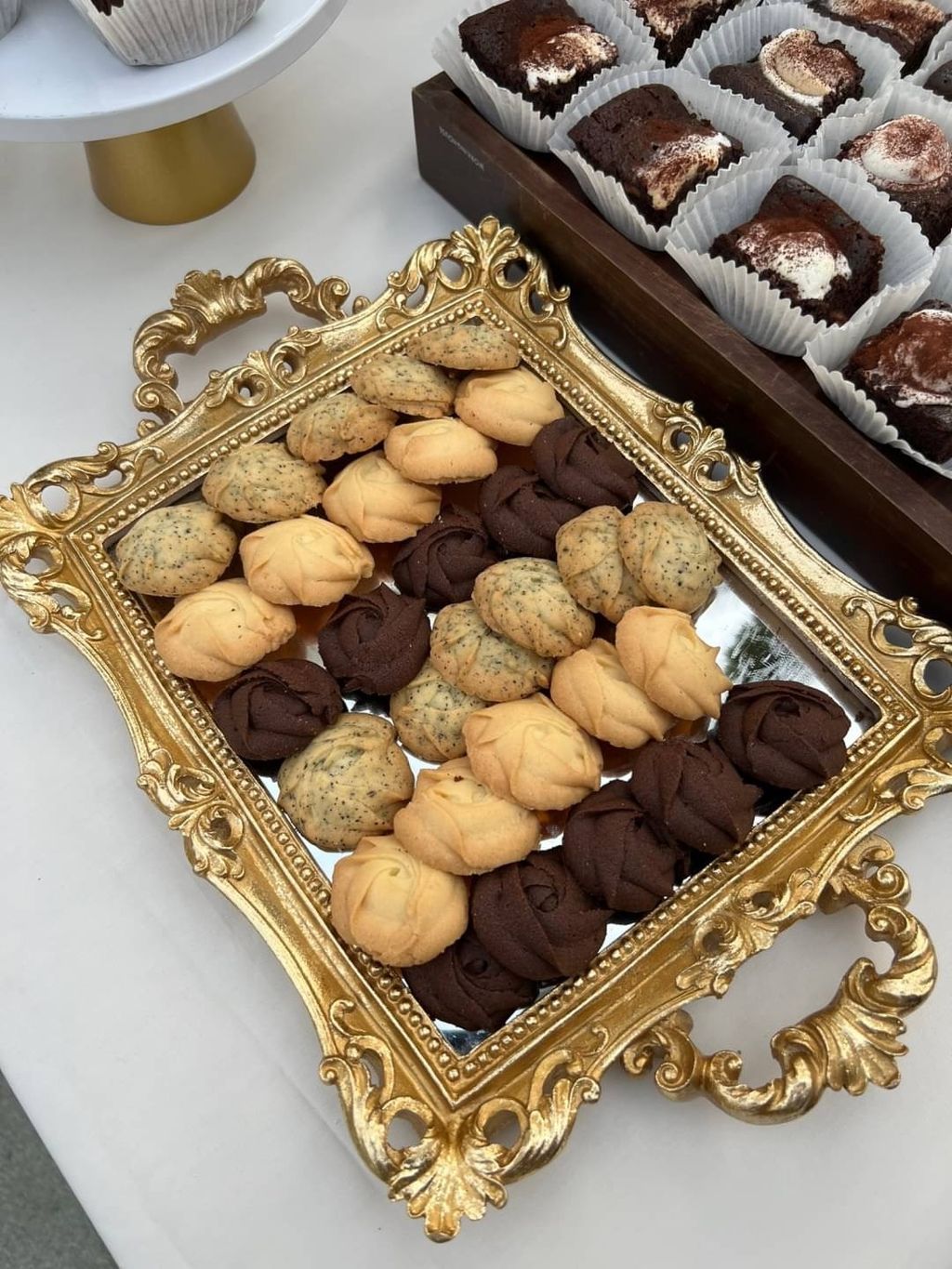 C26007E4-83C6-4678-8495-7F2A3EDE79D4