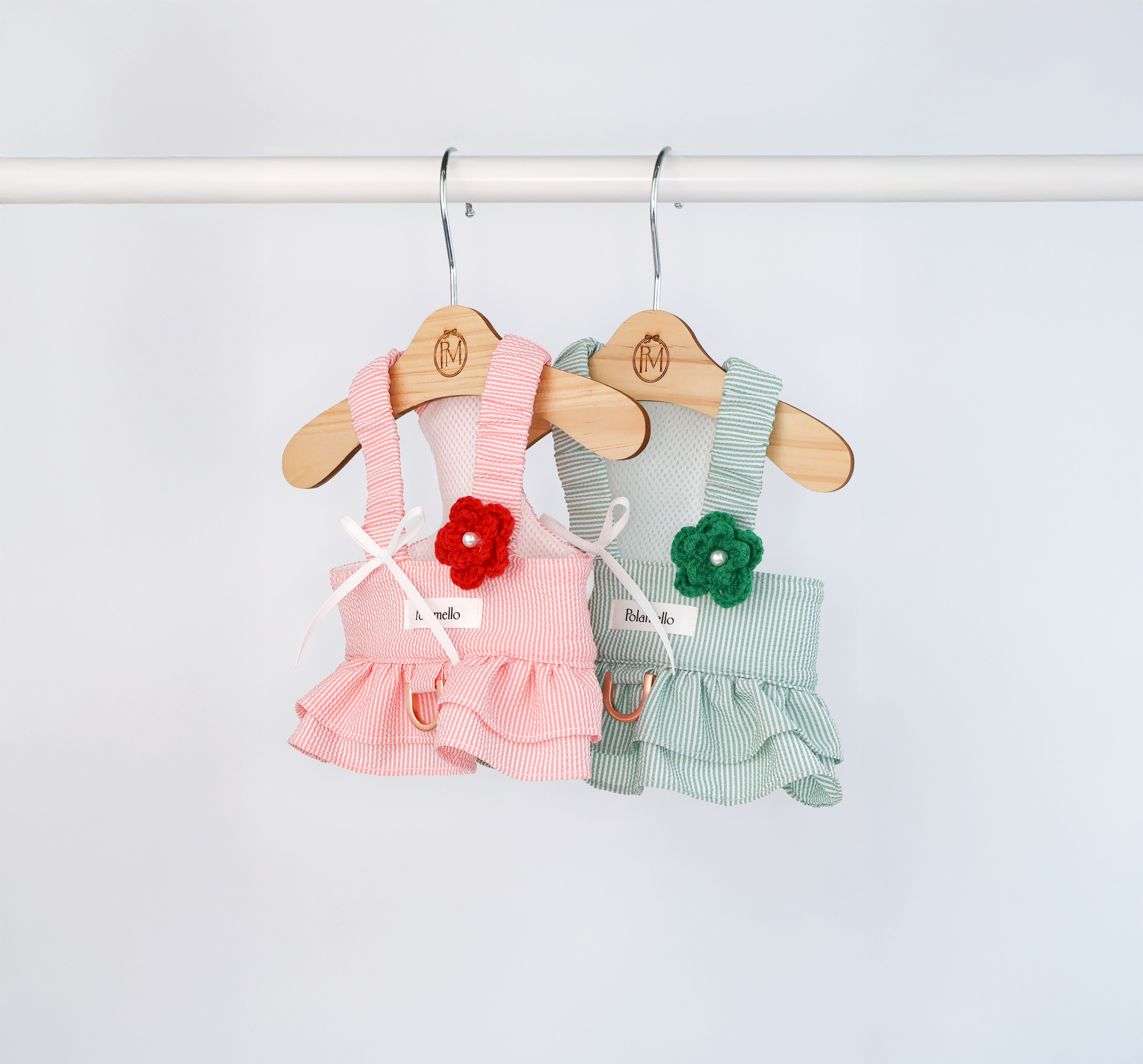 Capri Seersucker Harness Collection_03