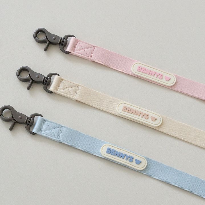 01_Airy-Leash_thumb