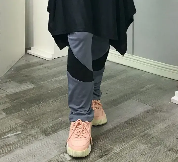 79208605