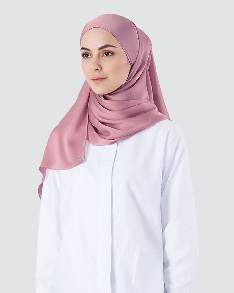 dian_-_medium_dusty_magenta_1.jpg