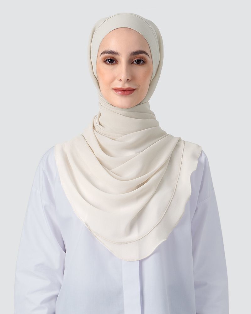 daura_-_dusty_white_1.jpg