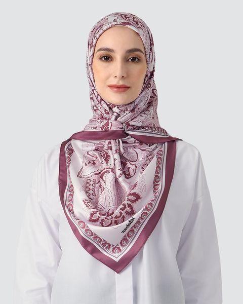 giya_-_deep_red_orange_2.jpg