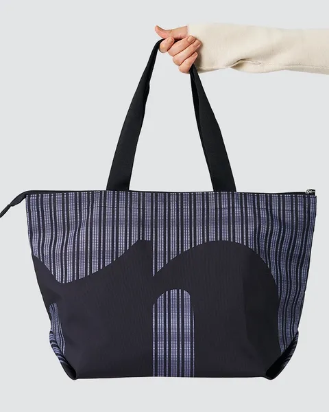 _c_a_casual_shopper_bag_-_black_1.jpg