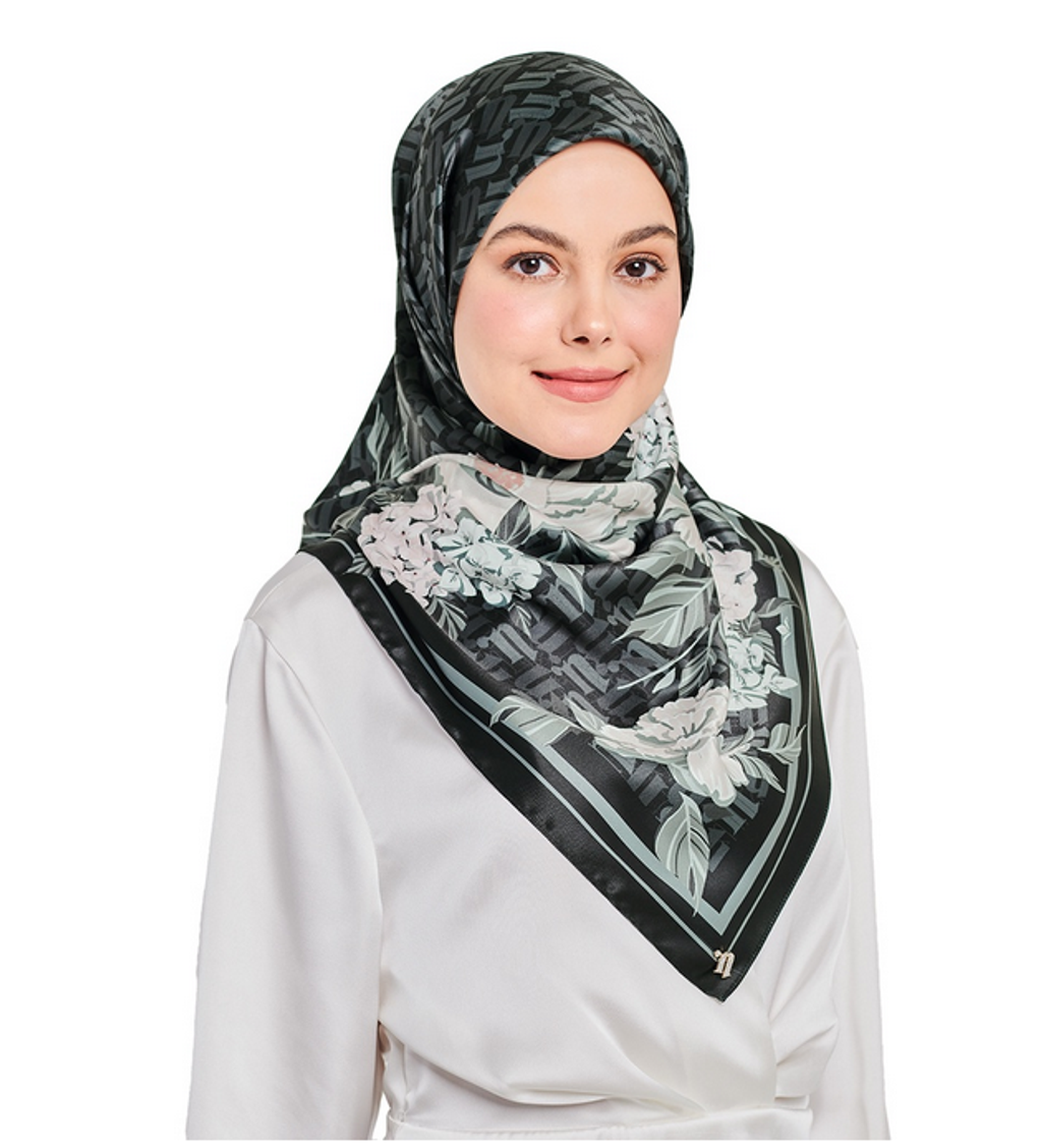 FLORAL SQ BLACK